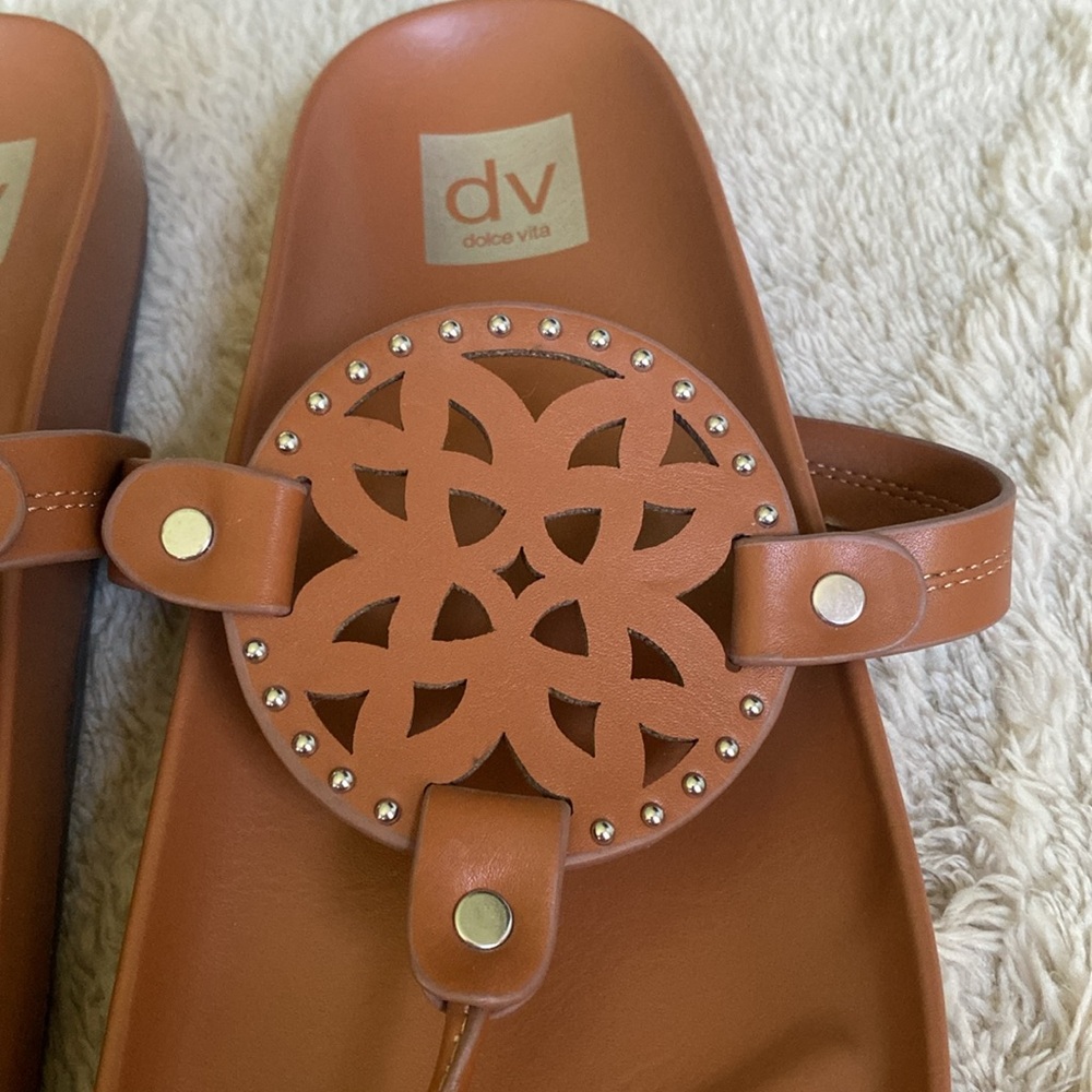 DV Dolce Vita Women's Tan Sandals 10M - Picture 2 of 8